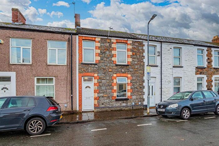 5 Bedroom Private Halls To Rent In Minister Street, Cathays, CF24