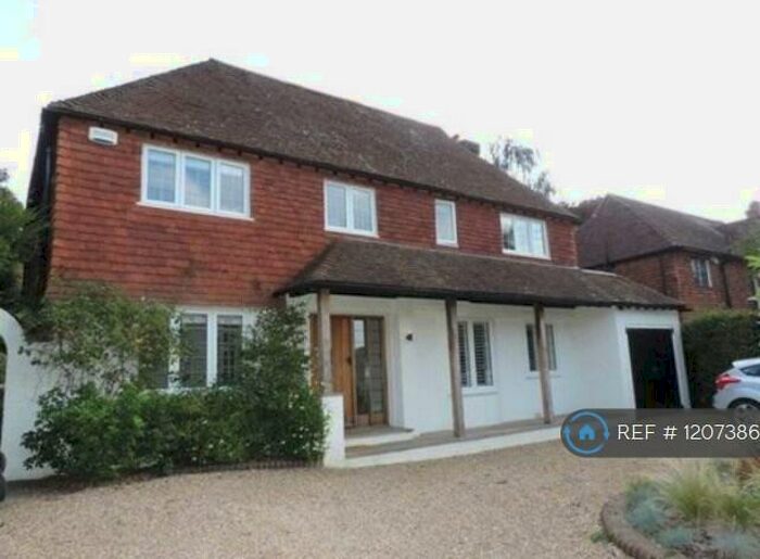 4 Bedroom Detached House To Rent In Cranley Close, Guildford, GU1