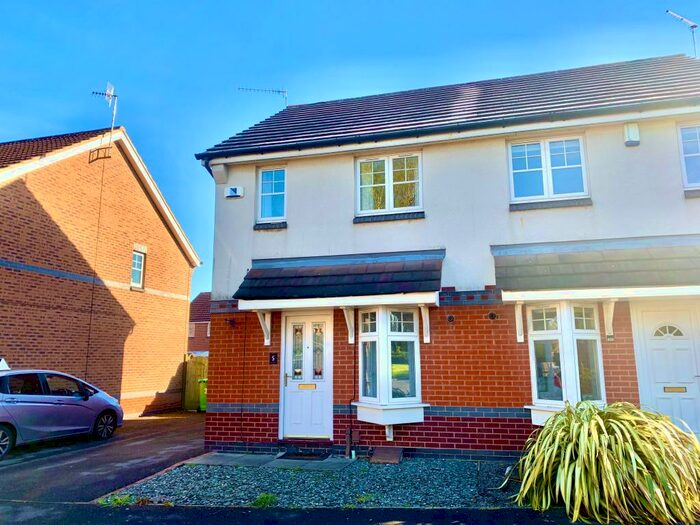 2 Bedroom Link Detached House To Rent In Corncrake Avenue, Basford, NG6