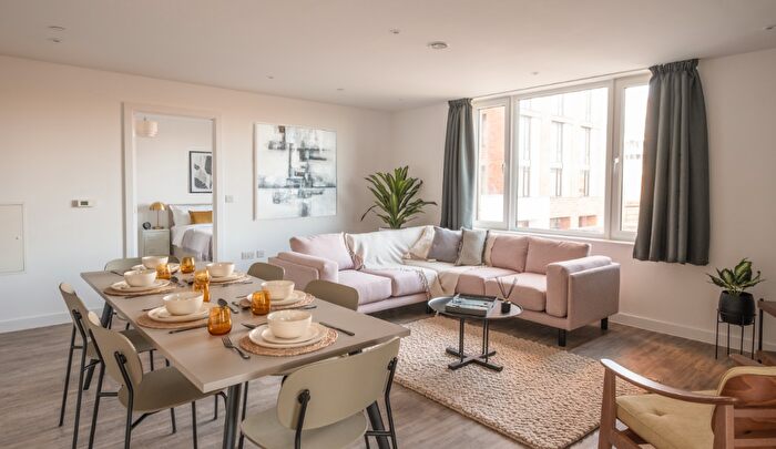 3 Bedroom Apartment To Rent In Apartment, The Almere, Avebury Boulevard, Milton Keynes, Buckinghamshire, MK9