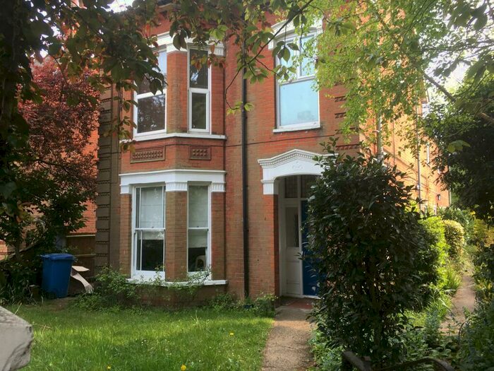 1 Bedroom Flat To Rent In Gainsborough Road, Ipswich, IP4