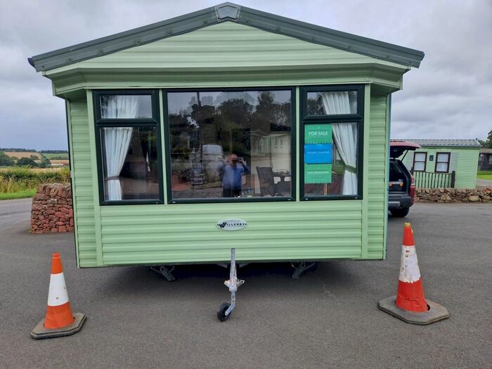 2 Bedroom Property For Sale In Leven, KY8