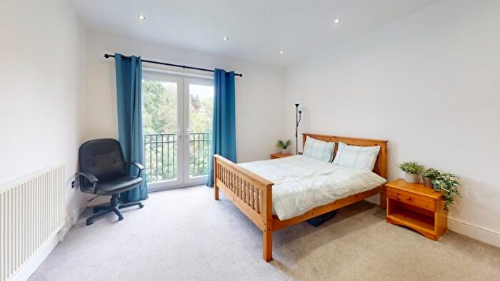 2 Bedroom Semi-Detached House To Rent In Zulla Road, Nottingham, NG3