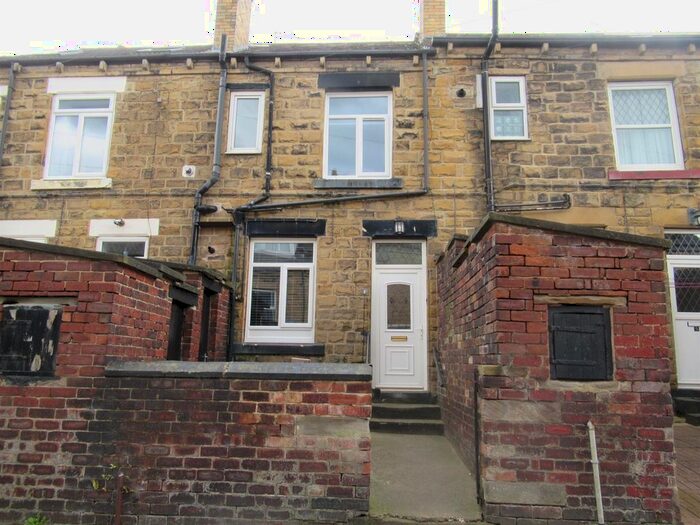 2 Bedroom Terraced House To Rent In Talbot Terrace, Rothwell, Leeds, LS26