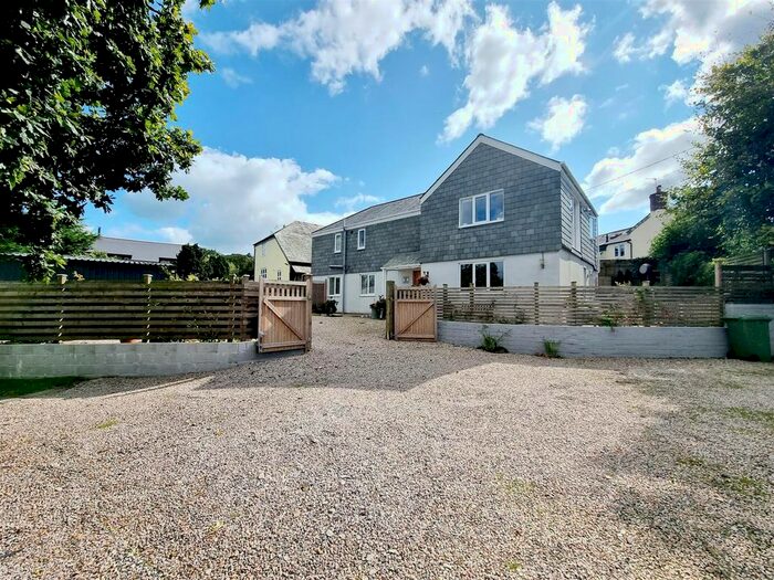 3 Bedroom Detached House For Sale In Langore, Launceston, PL15