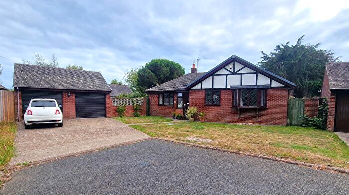2 Bedroom Detached Bungalow For Sale In Nightingale Close, Bembridge, Isle Of Wight, PO35