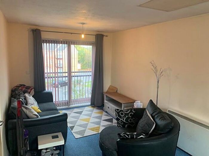 2 Bedroom Apartment To Rent In Strathern Road, Leicester, LE3