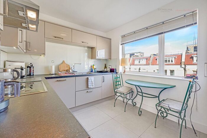 2 Bedroom Flat To Rent In Elm Park Gardens, London, SW10