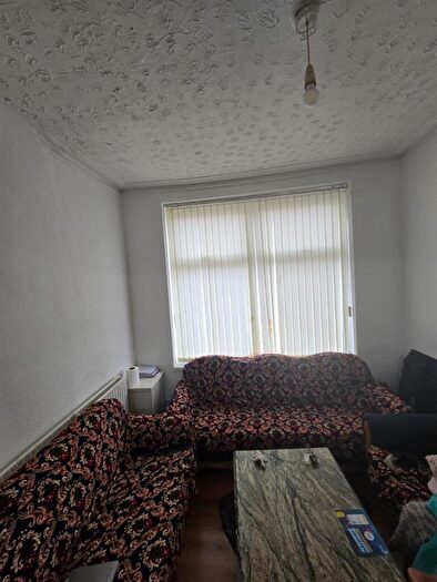 3 Bedroom Terraced House For Sale In Stovell Avenue, Manchester, M12