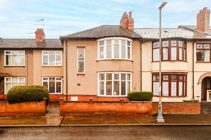 3 Bedroom Terraced House For Sale In Delapre Crescent Road, Northampton, NN4