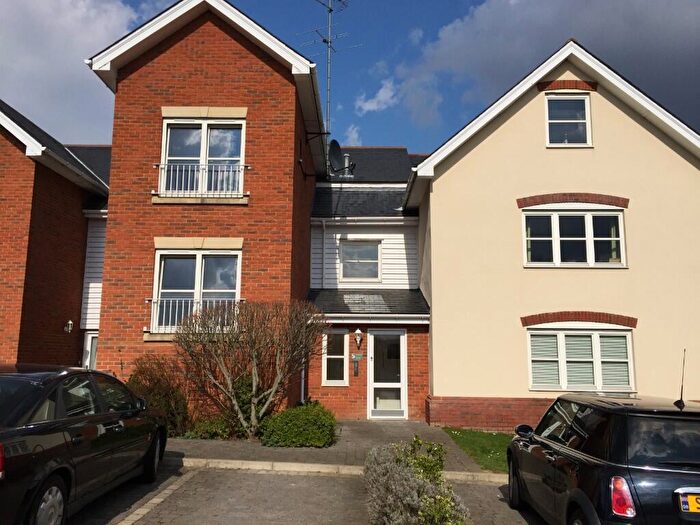 2 Bedroom Flat To Rent In Eastwood Road, Rayleigh, Essex, SS6