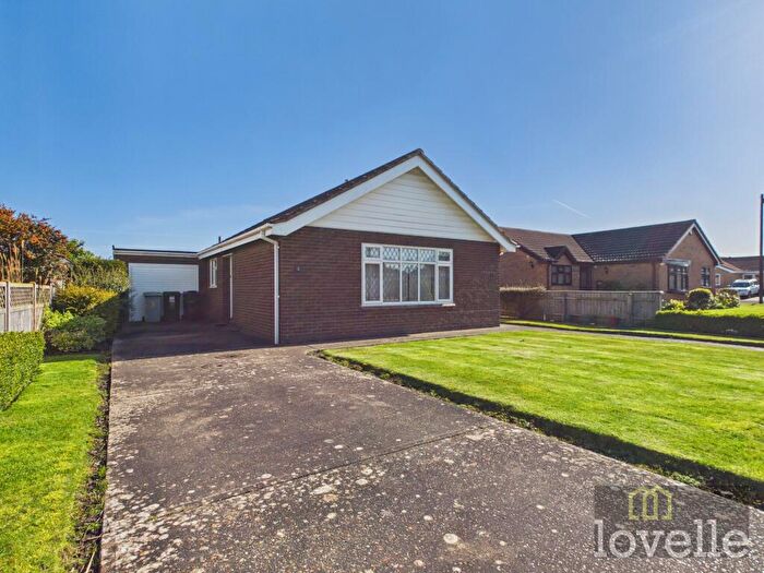 2 Bedroom Detached Bungalow For Sale In Sandilands Close, Sandilands, LN12