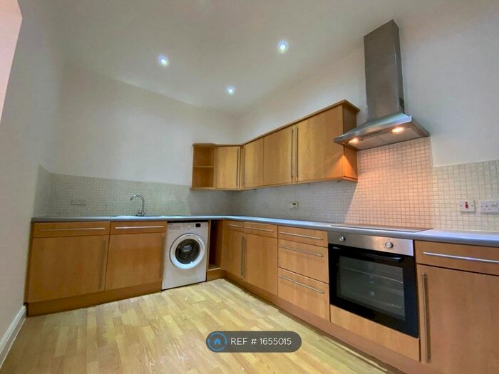 2 Bedroom Flat To Rent In Nightingale House, Nottingham, NG3