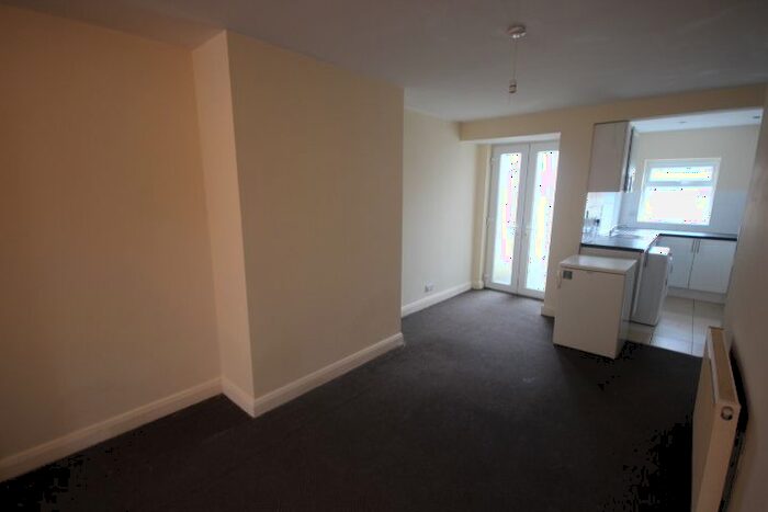 2 Bedroom Terraced House To Rent In Stovell Road, Moston, Manchester, M40