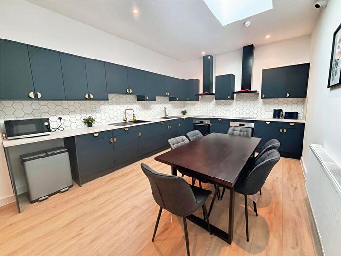 1 Bedroom Property To Rent In High Street, Gillingham, Kent, ME7