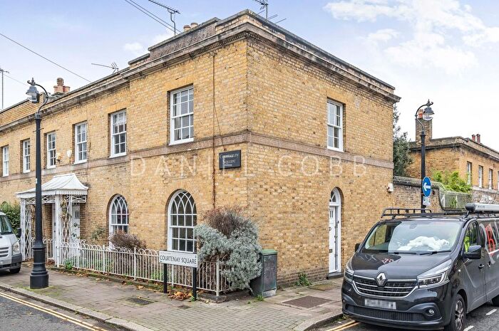 2 Bedroom End Of Terrace House To Rent In Courtenay Square, London, SE11