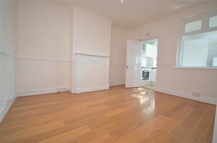 2 Bedroom Flat To Rent In London Road, Romford, RM7