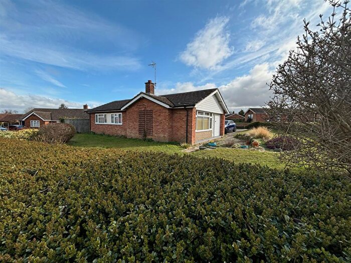 3 Bedroom Detached Bungalow For Sale In Grinstead Gardens, Needham Market, Ipswich, IP6