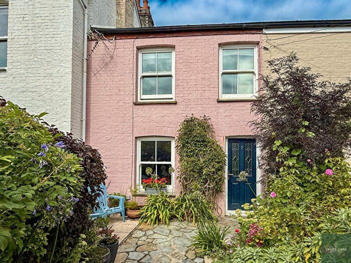 2 Bedroom Terraced House For Sale In Parkins Terrace, Truro, TR1