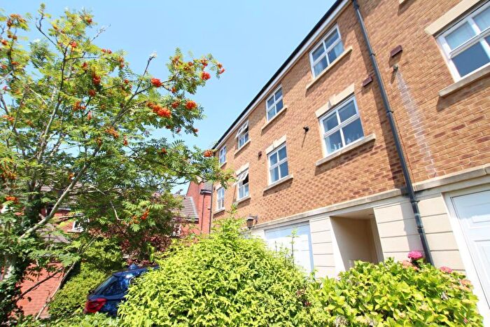 5 Bedroom Terraced House To Rent In Paxton - Stoke Park, BS16