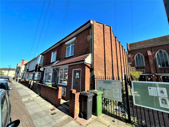 1 Bedroom Apartment To Rent In Fawcett Road, Southsea, PO4