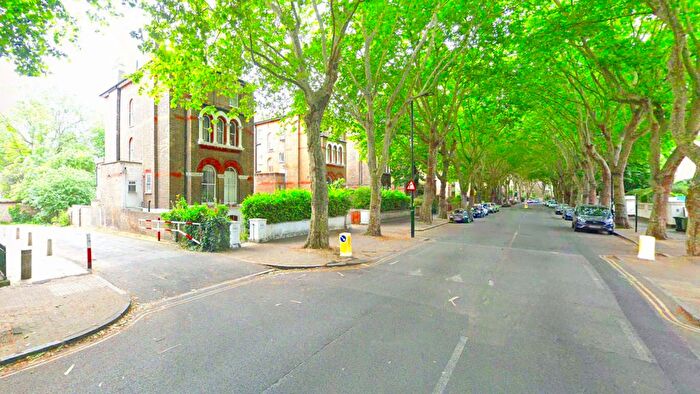1 Bedroom Flat To Rent In Highbury New Park, London, N5
