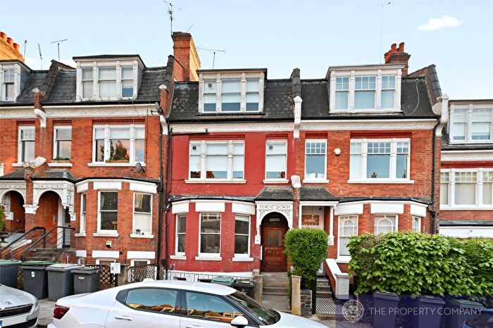 2 Bedroom Apartment To Rent In Milton Avenue, Highgate, London, N6