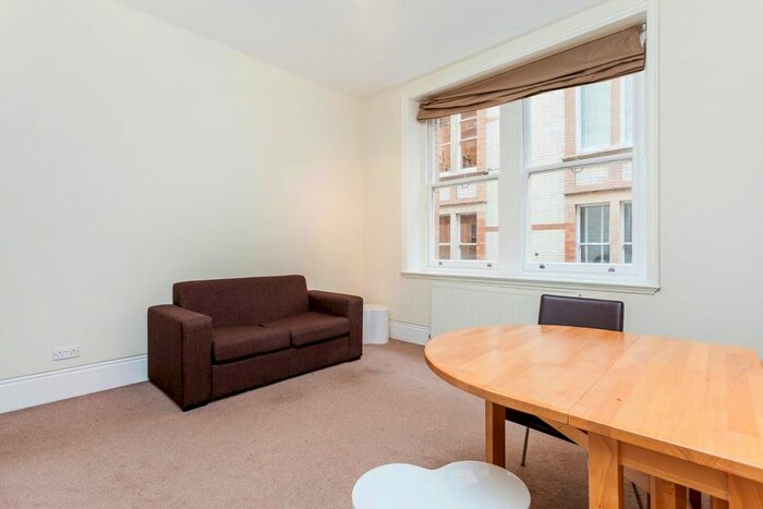 1 Bedroom Flat To Rent In Charing Cross Mansions, Charing Cross Road, Covent Garden, WC2H