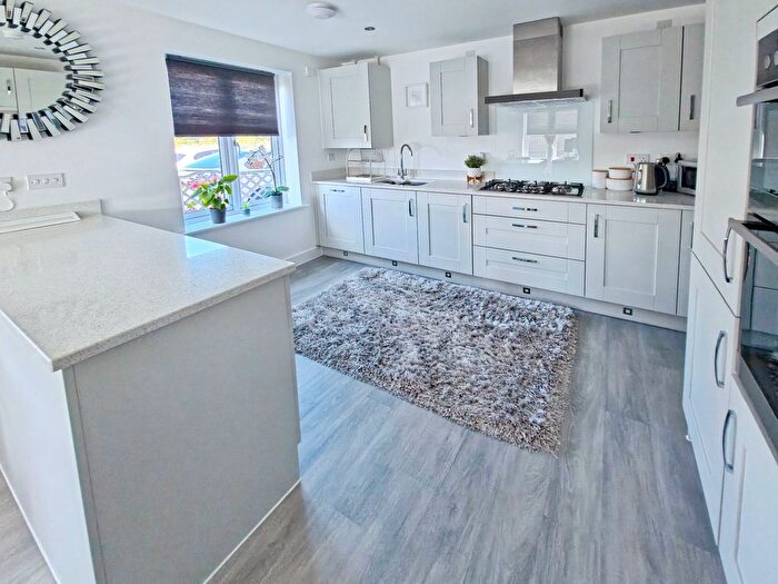 4 Bedroom Detached House For Sale In Afton Way, Northampton, NN6