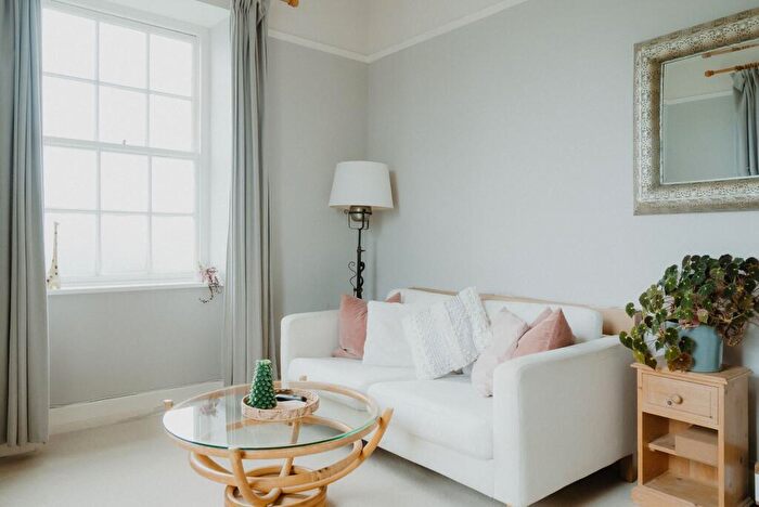 2 Bedroom Apartment For Sale In The Glebe, Thorverton, EX5