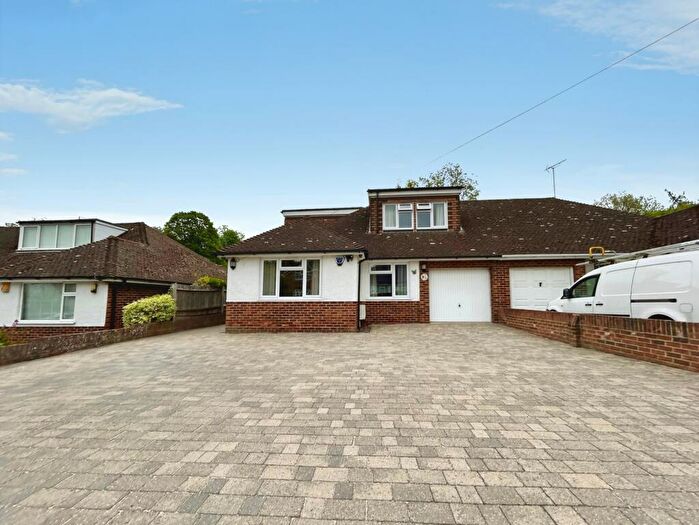 4 Bedroom Bungalow For Sale In Springcroft, Hartley, Longfield, Kent, DA3