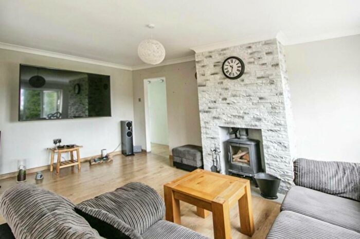 3 Bedroom Bungalow For Sale In Webbs Close, Ashley Heath, BH24