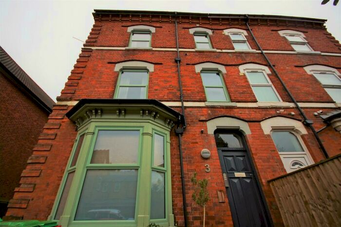 Studio To Rent In Woodhurst Road, Birmingham, B13