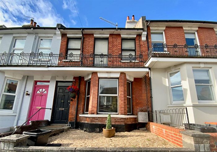 3 Bedroom Property For Sale In Hollingbury Road, Brighton, BN1