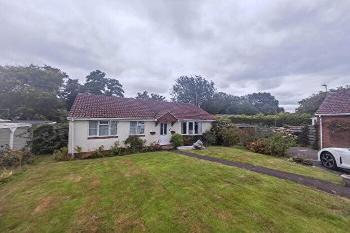 3 Bedroom Bungalow To Rent In Millbrook Close, Heathfield, TN21