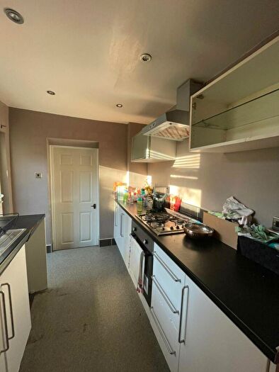 2 Bedroom Flat To Rent In Wesley Street, Gateshead, NE9