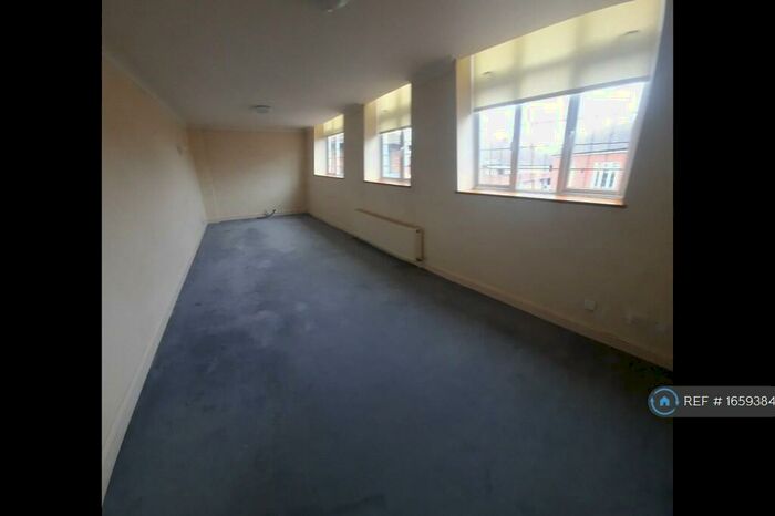 2 Bedroom Maisonette To Rent In The Masons, Gerrards Cross, SL9