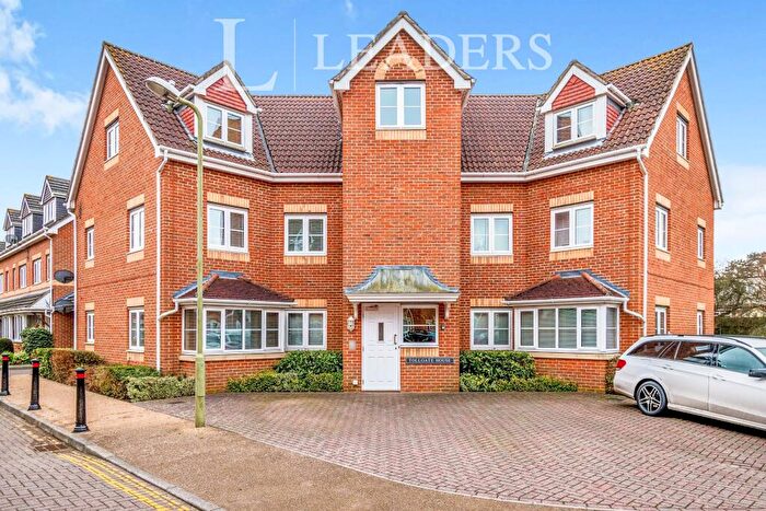 2 Bedroom Flat To Rent In The Tollgate, Fareham, PO16