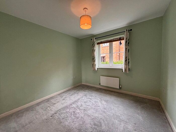 1 Bedroom Flat To Rent In Ratcliffe Gate, Chelmsford Garden, CM1