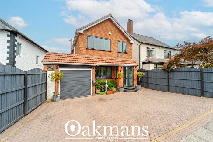 3 Bedroom Detached House For Sale In Leach Green Lane, Rednal, Birmingham, B45