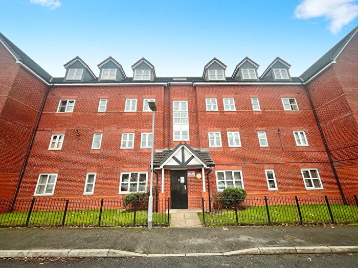 2 Bedroom Flat To Rent In Gas Street, Platt Bridge, Wigan, WN2