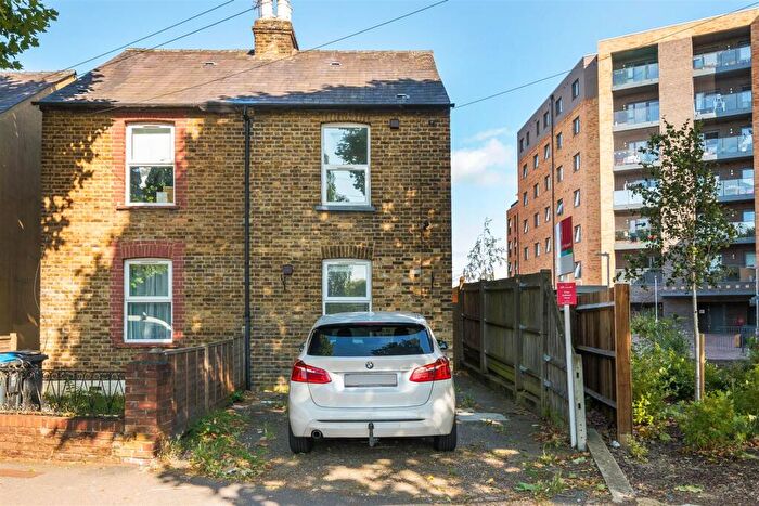 2 Bedroom End Of Terrace House To Rent In Dickerage Lane, New Malden, KT3