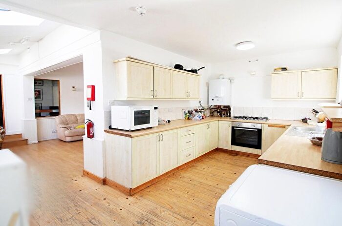 5 Bedroom Terraced House To Rent In Heath Road, Barming, Maidstone, ME16