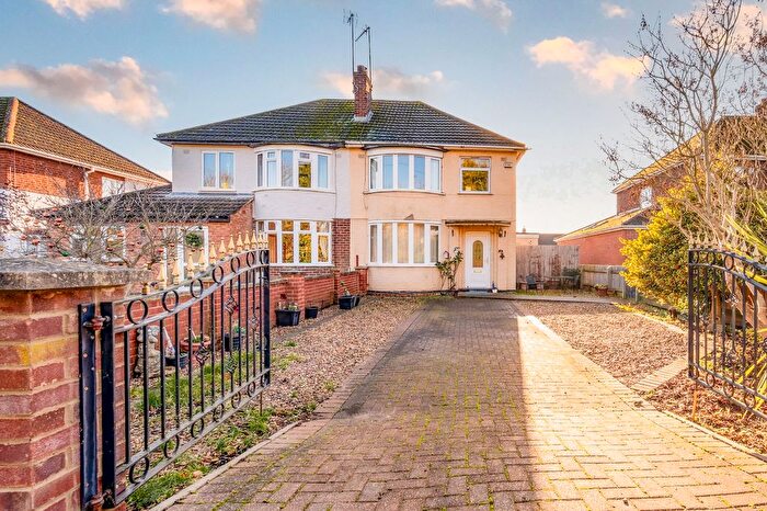 3 Bedroom Semi-Detached House To Rent In Corby Road, Corby, NN17