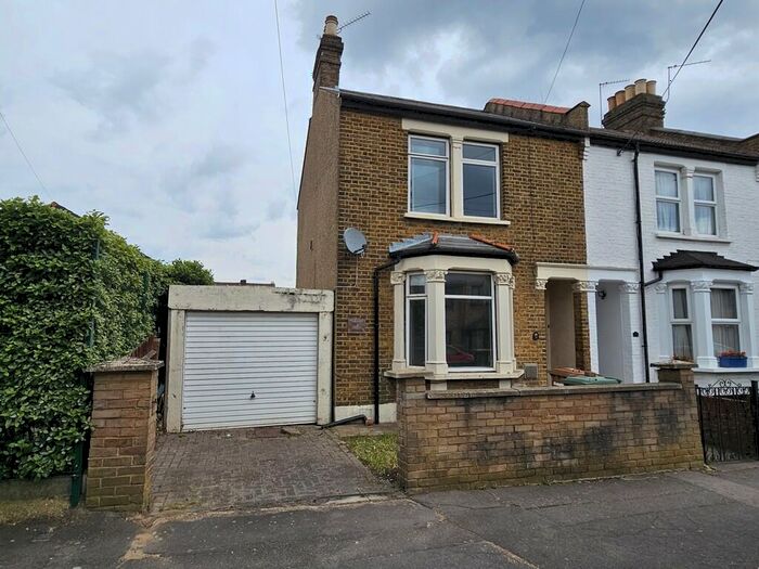 5 Bedroom End Of Terrace House To Rent In Peel Road, Harrow, HA3
