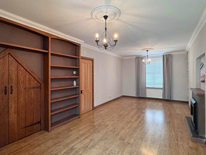 3 Bedroom Town House For Sale In Church Street, Builth Wells, LD2