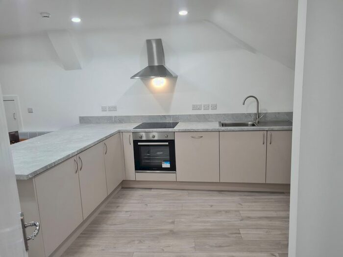 1 Bedroom Flat To Rent In Windmill Lane, Smethwick, B66