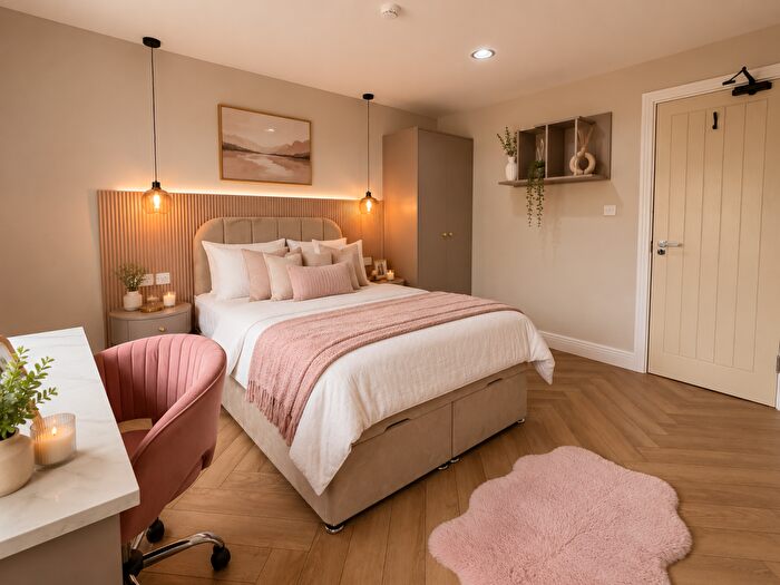 1 Bedroom House To Rent In Raddlebarn Court - Studio - Ffr, Selly Oak, West Midlands, B29