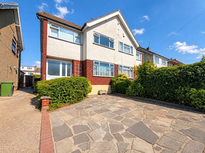 3 Bedroom Semi Detached House To Rent In Surrey Drive, Hornchurch, RM11