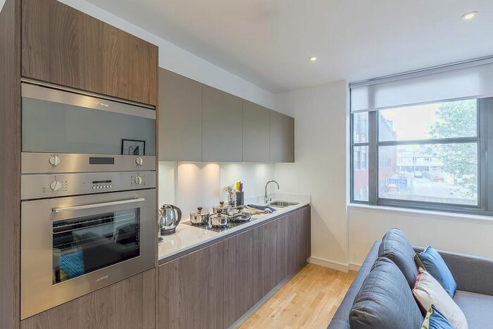 1 Bedroom Flat To Rent In Scimitar House, Eastern Road, Essex, RM1